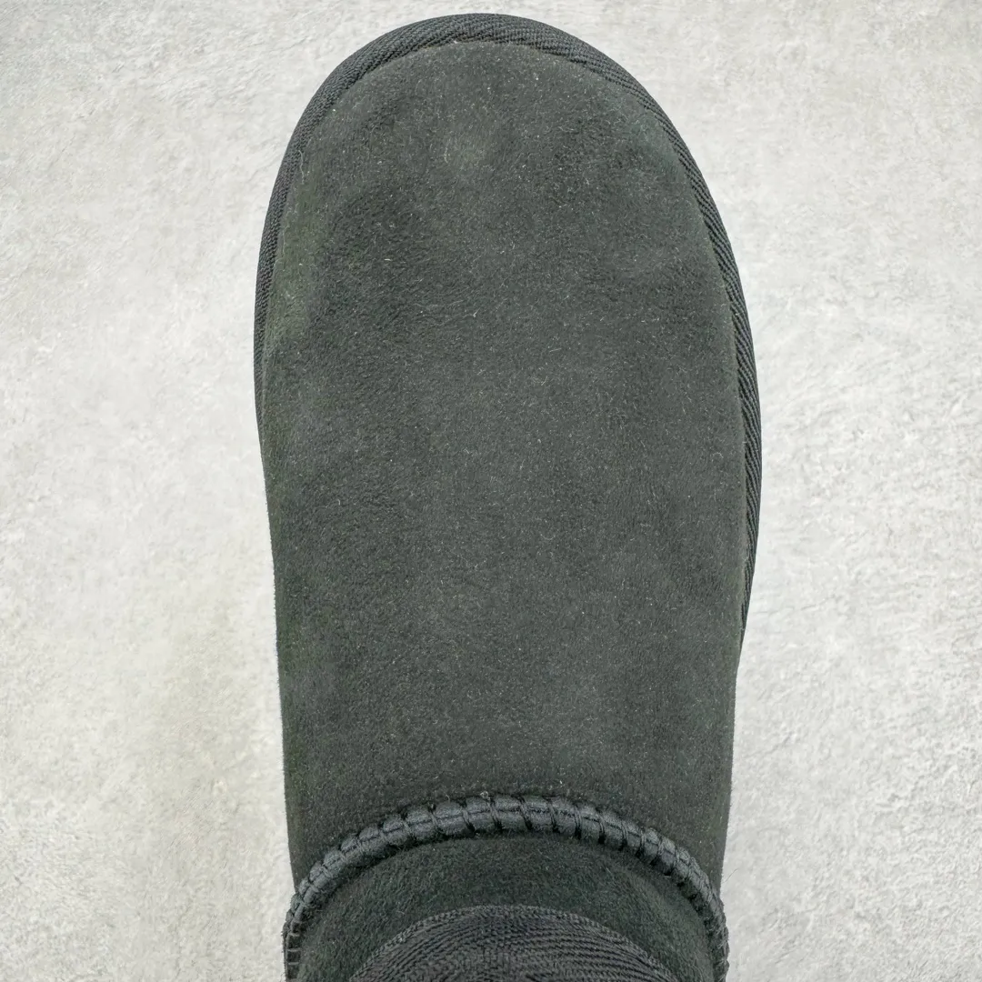 Pick up locally 💰520 UGG 5092 Classic autumn and winter sheepskin and fur integrated snow boots. All shoes are made of ZP. Longfeng A-grade Australian imported sheepskin and fur integrated brand OEM production line. Fully follow the ZP process. OEM original pattern maker. Adhering to the principle of no original shoe development and selection. Pay attention to every detail. The most authentic version on the market. TREADLITE "Light Wing" technology outsole. Light/durable/flexible/pile size: 35 36 37 38 39 40 Coding: by2936070